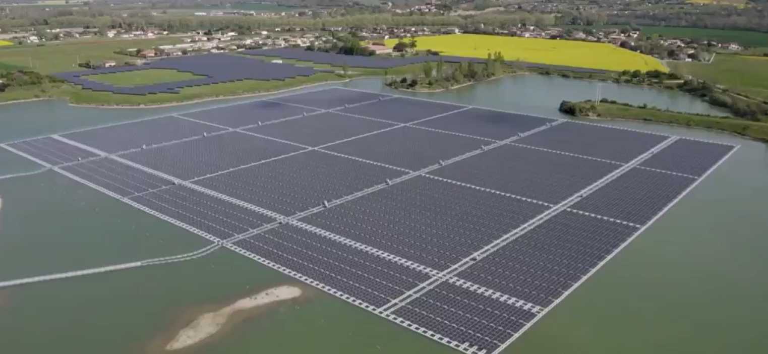 You are currently viewing Une centrale solaire flottante à Cintegabelle